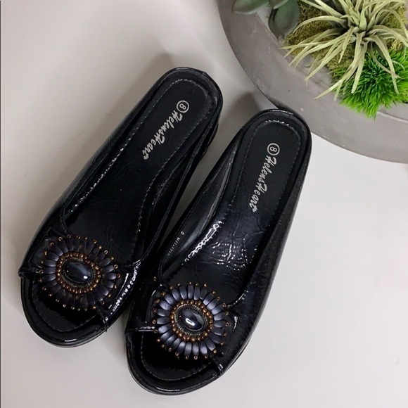 Patent Leather Beaded Clasp Slide Open Back shoe black - Picture 2 of 8